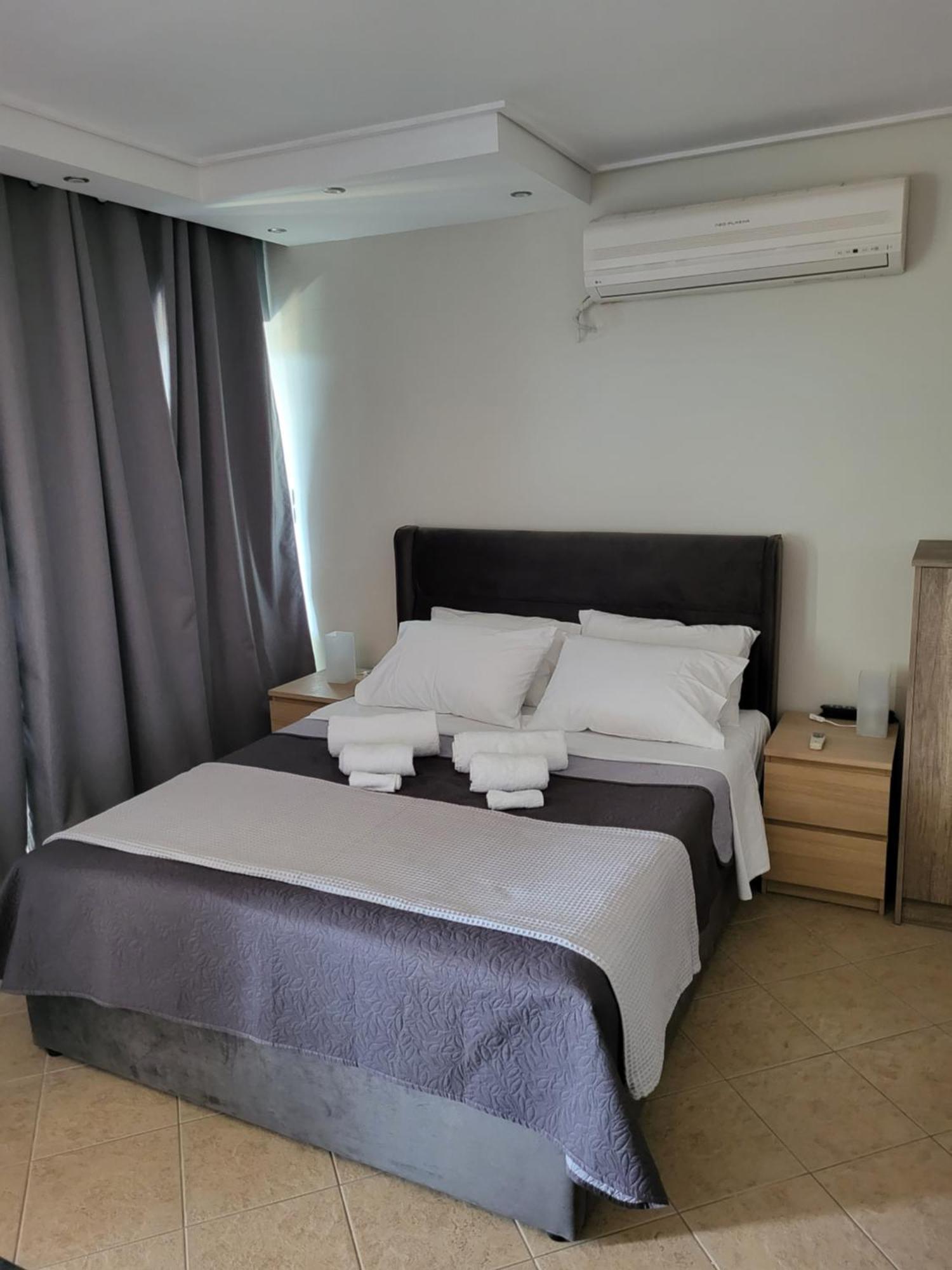 "Stergiou Luxury Apartment 2Nd Floor" Με Κοινη Πισινα Saronida 객실 사진